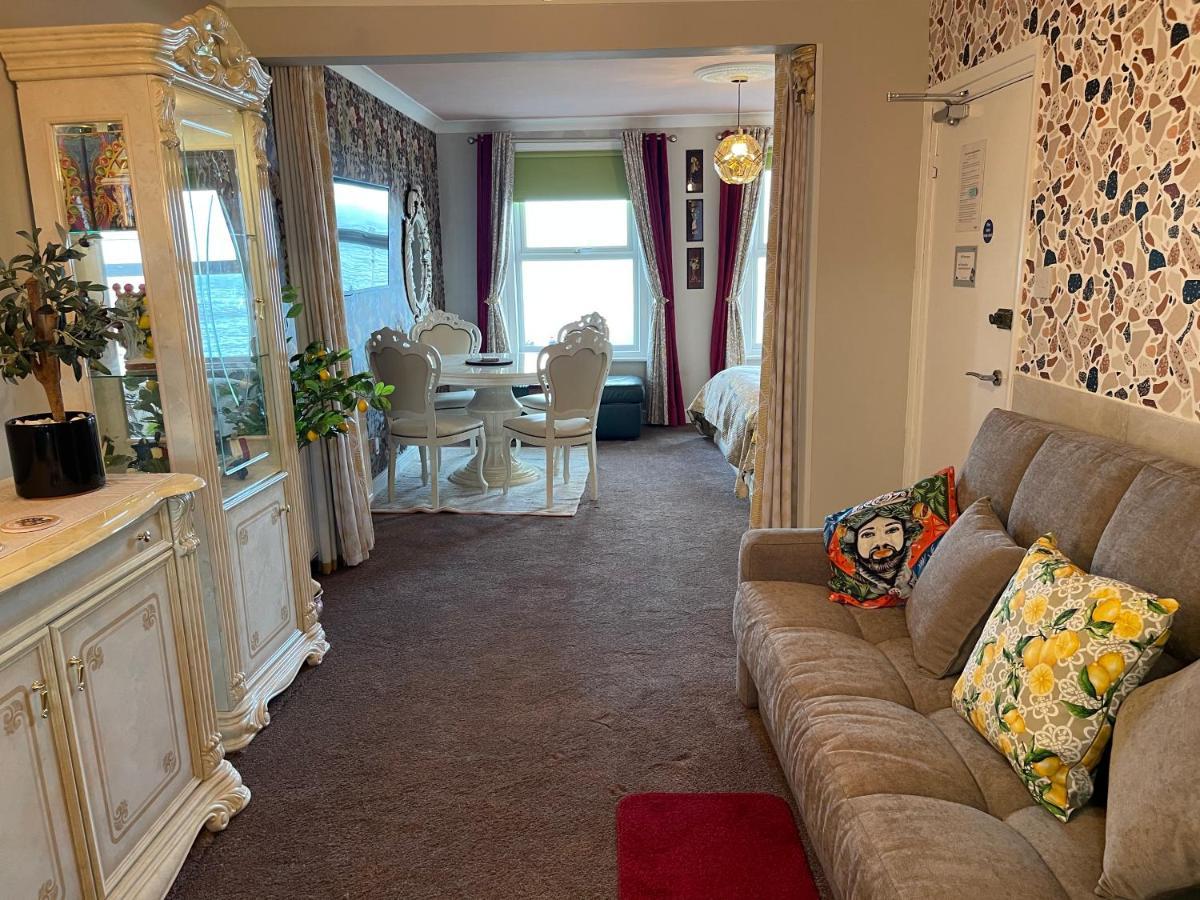 "The Italian" Seafront Apartment Eastbourne Exterior foto