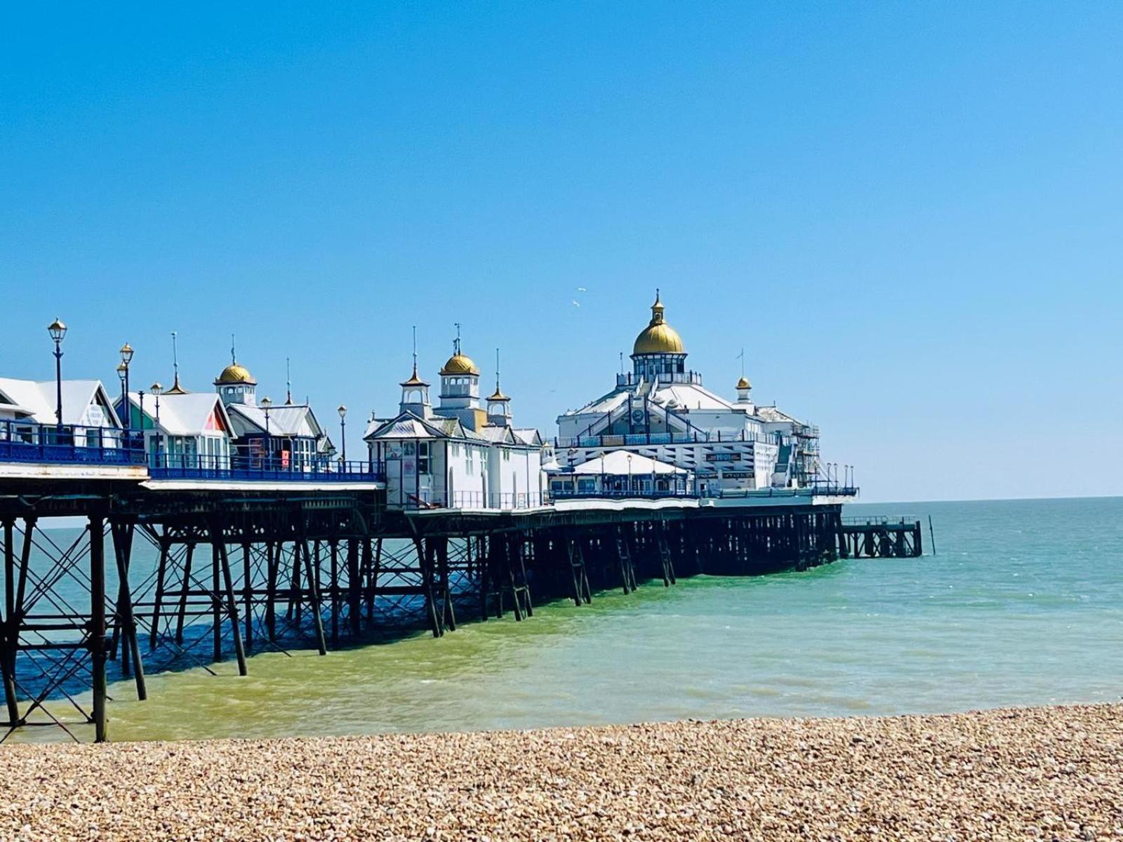 "The Italian" Seafront Apartment Eastbourne Exterior foto